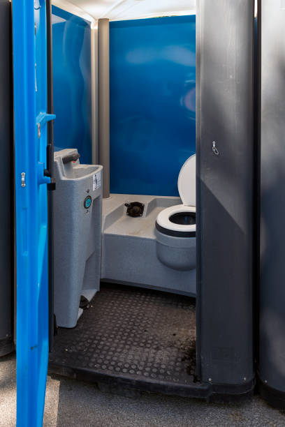 Best Portable bathroom rental  in Nappanee, IN
